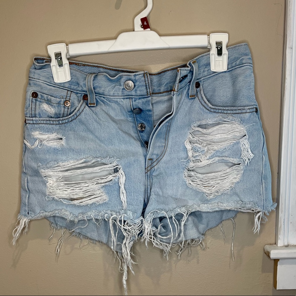 Levi’s 501 ripped shorts